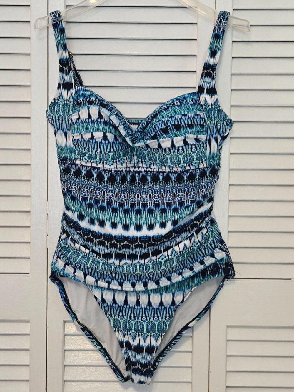 La Blanca Women's Majorica Sweetheart Mio One Piece Swimsuit - Size 8